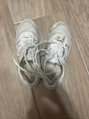 GK Kids White Cheerleading Sneakers